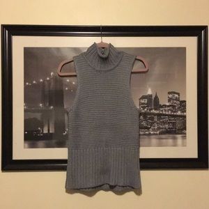Knitted turtle neck tank top