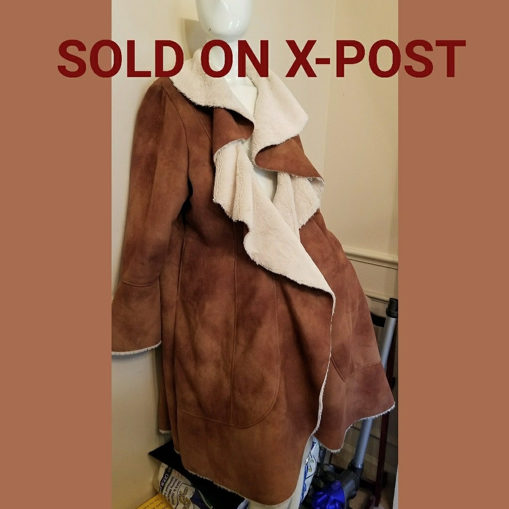 Sold on x-post! CARAMEL  FAUX FUR-TRIMMED COAT