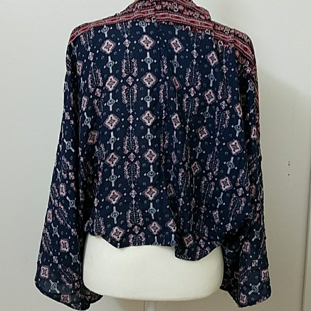 Hollister XS/S Pattern KIMONO - Picture 3 of 4