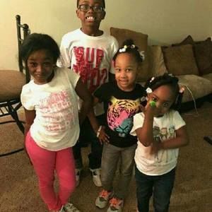 Meet your Posher, Ashia