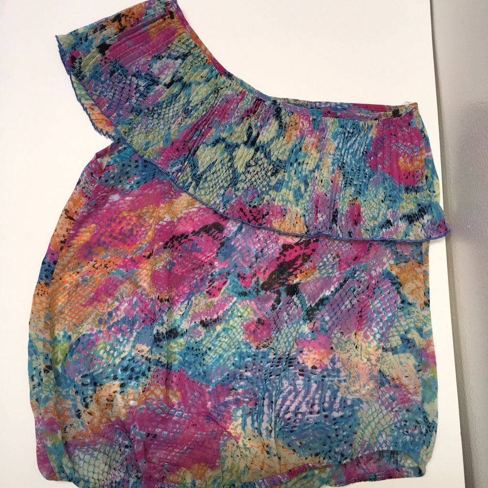Colorful One Shoulder Ruffle Top - Picture 4 of 6