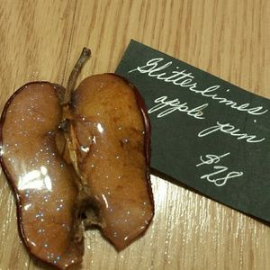 Glitterlimes Real Apple Pin/Brooch.  Awesome!