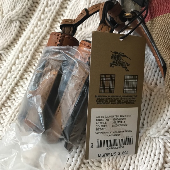 NWT Burberry Ashby Crossbody bag - Picture 3 of 8