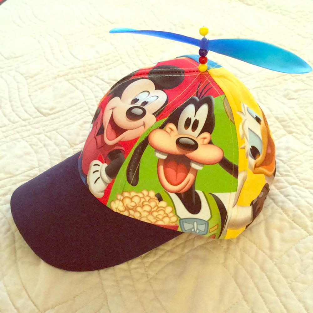 Disneyland Cap with Characters and Spinning Top