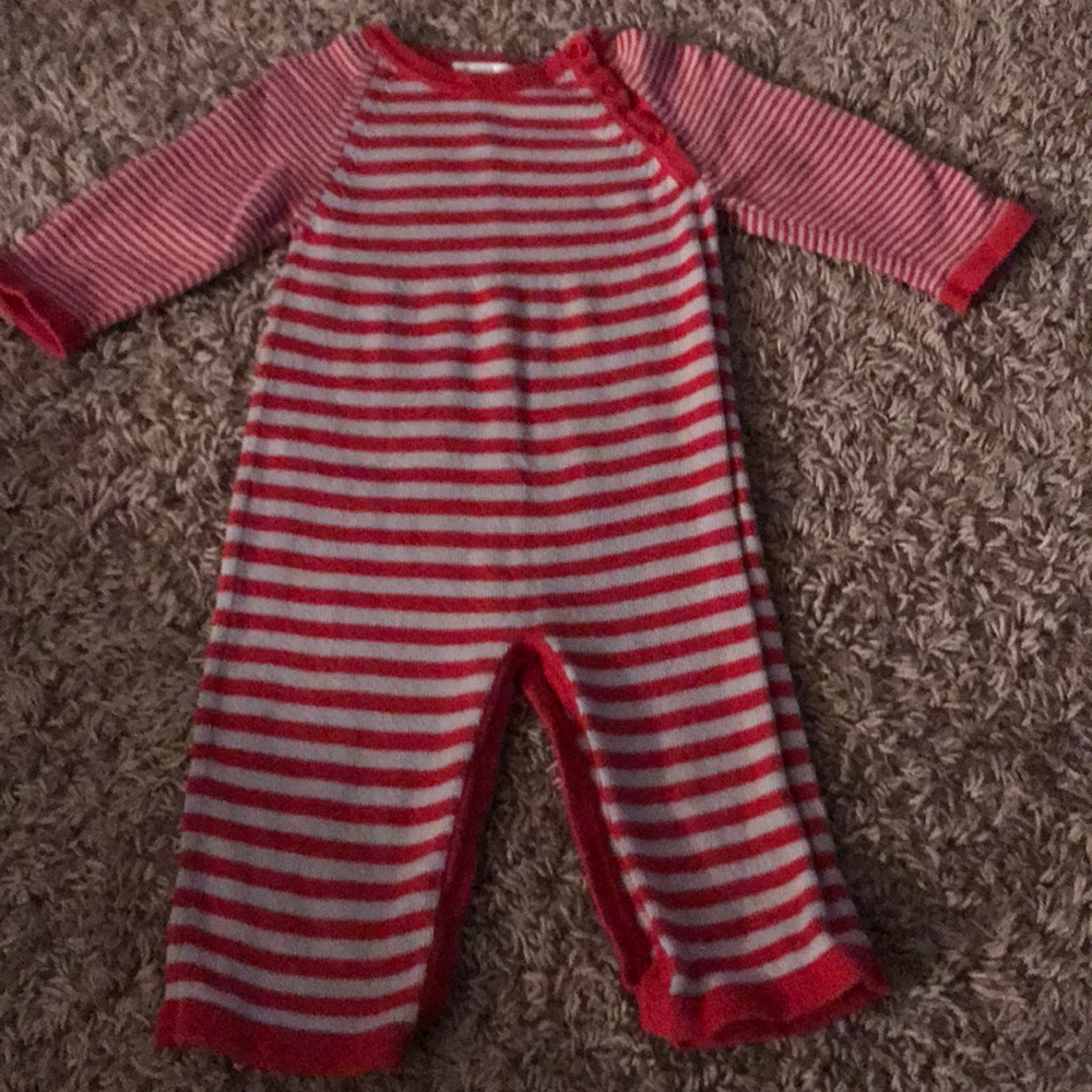 Kissy Kissy Baby boy 6-9 Months romper holiday