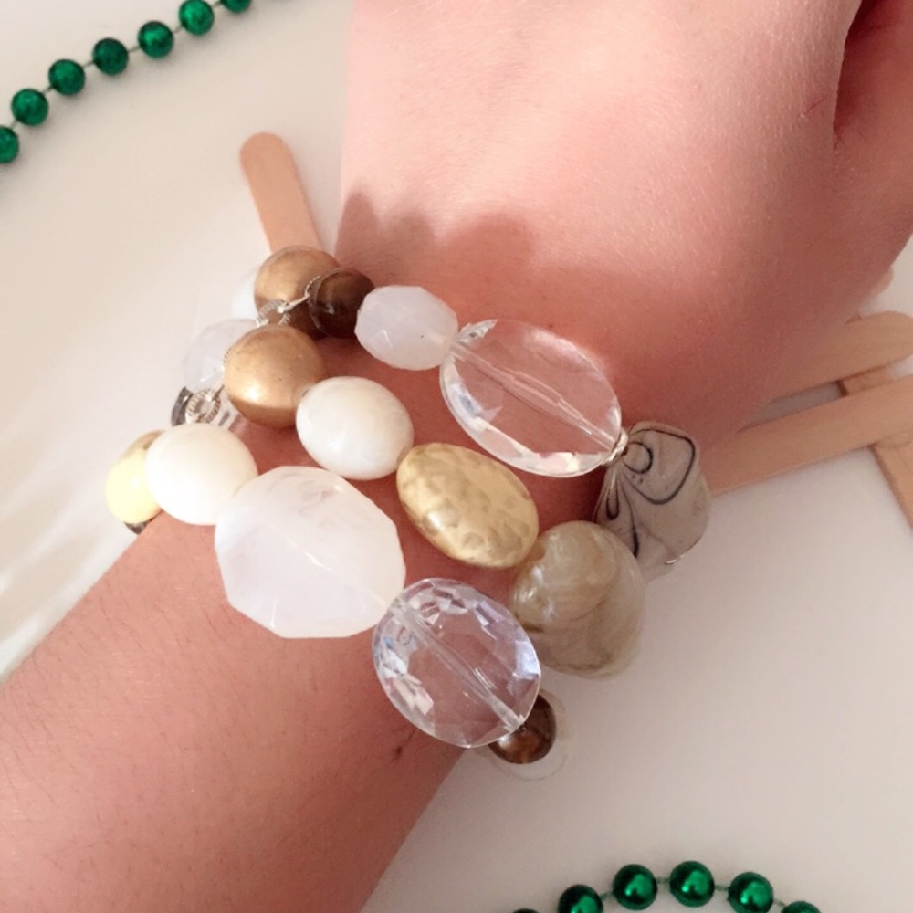 #A171 Wide Beads and Crystal Bracelet