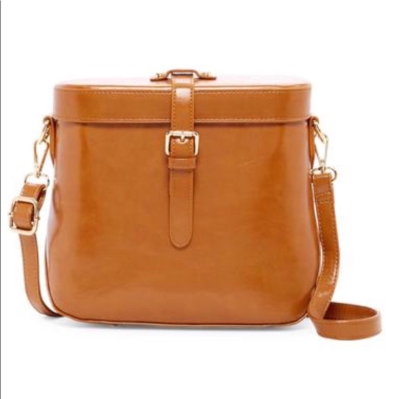 Handbags - Vintage style crossbody ⭐️