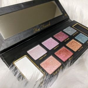 Too Faced Glitter Bomb Eyeshadow Pallet