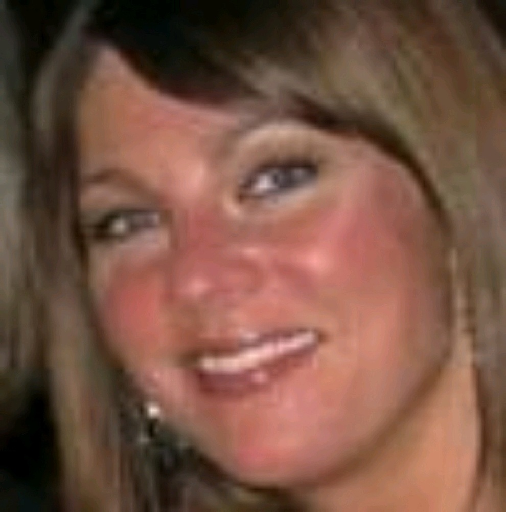 Meet your Posher, Leeann