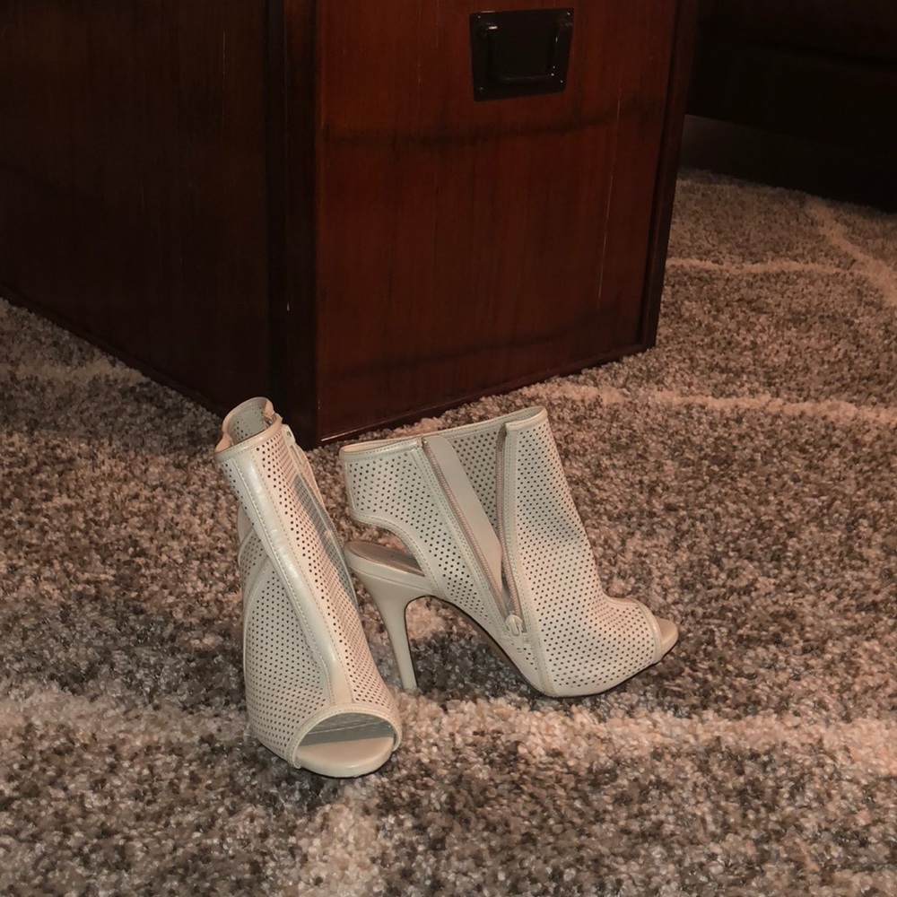 Off white ankle boots! Aldo’s $30