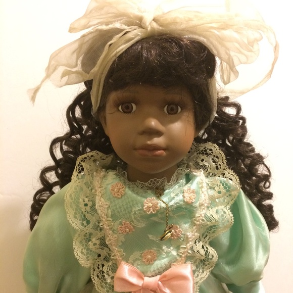 Collectable Porcelain Doll Laced Satin Dress - Picture 4 of 8