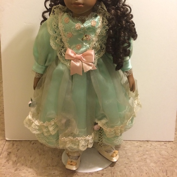 Collectable Porcelain Doll Laced Satin Dress - Picture 8 of 8