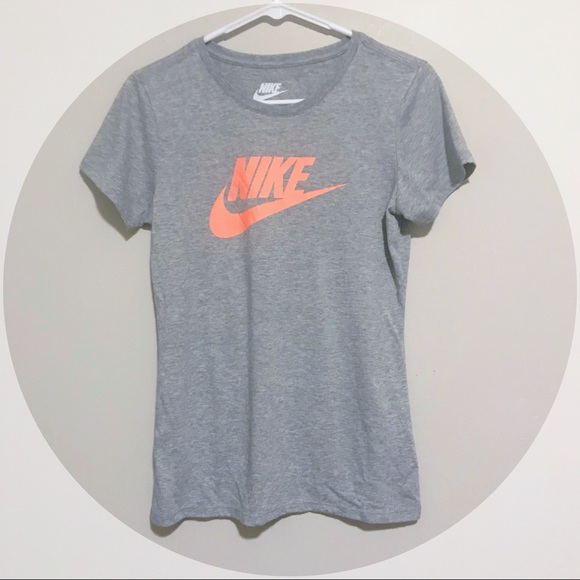 Nike Tops - Grey Nike Swish Short Sleeve Top