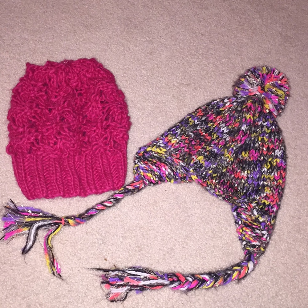 Knit hat pair