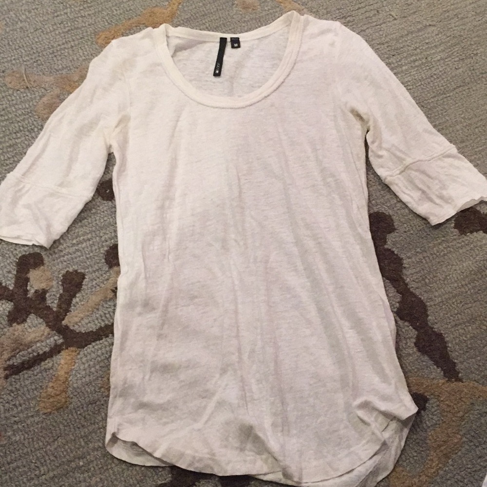 Women’s Joes white 3/4 length shirt
