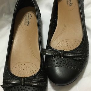 Clarks flats