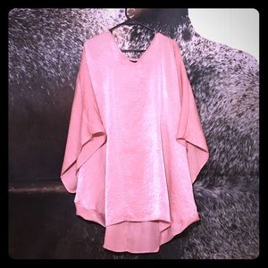 Loose shirt