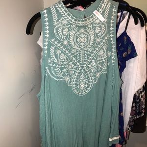 High neck, cold shoulder top