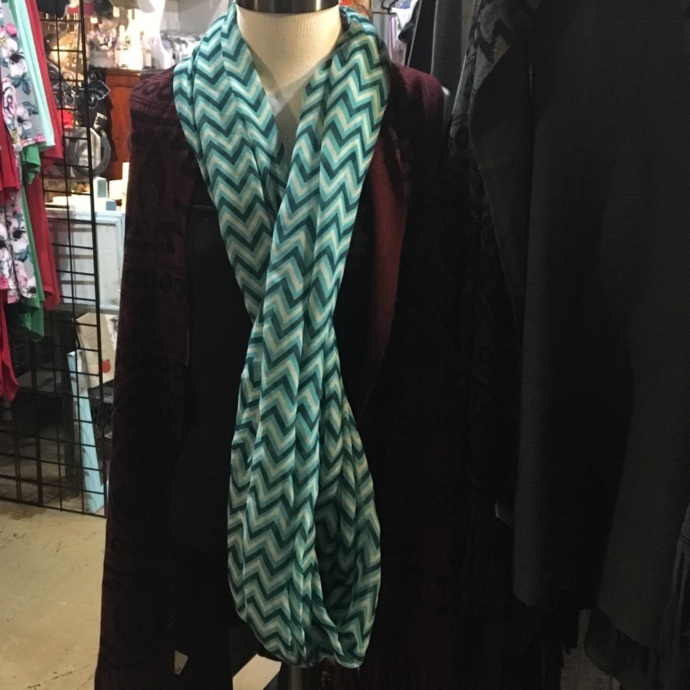 Infinity Scarf - Picture 2 of 2