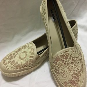 Not Rated espadrilles, tan and gold lace