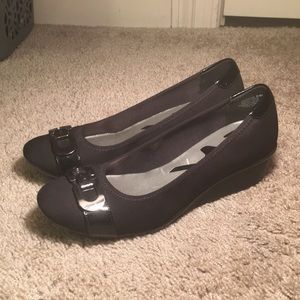 Anne Klein wedges