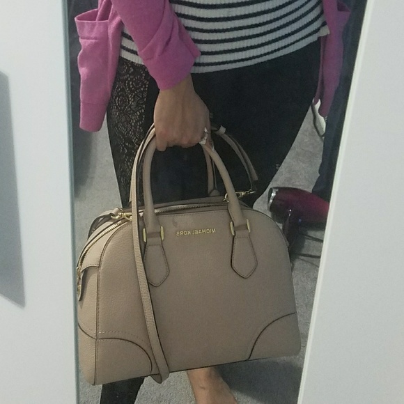 Sold - Picture 2 of 6