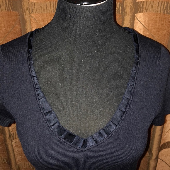 Ann Taylor flirty navy blue top - Picture 2 of 3