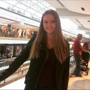 Meet your Posher, Grace