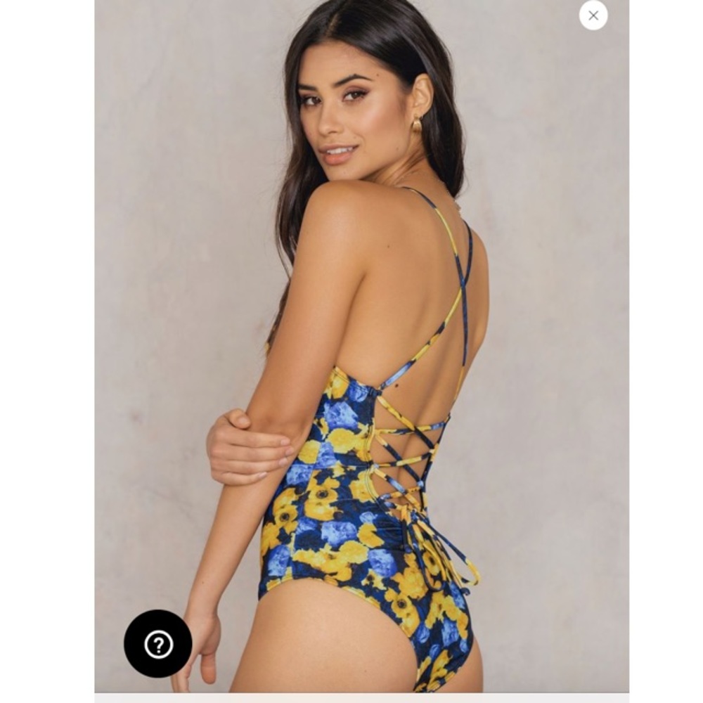 Floral Lacing Back Bodysuit