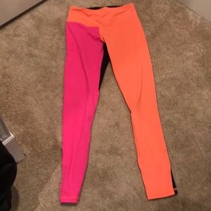 Victoria’s Secret workout tights - knockout