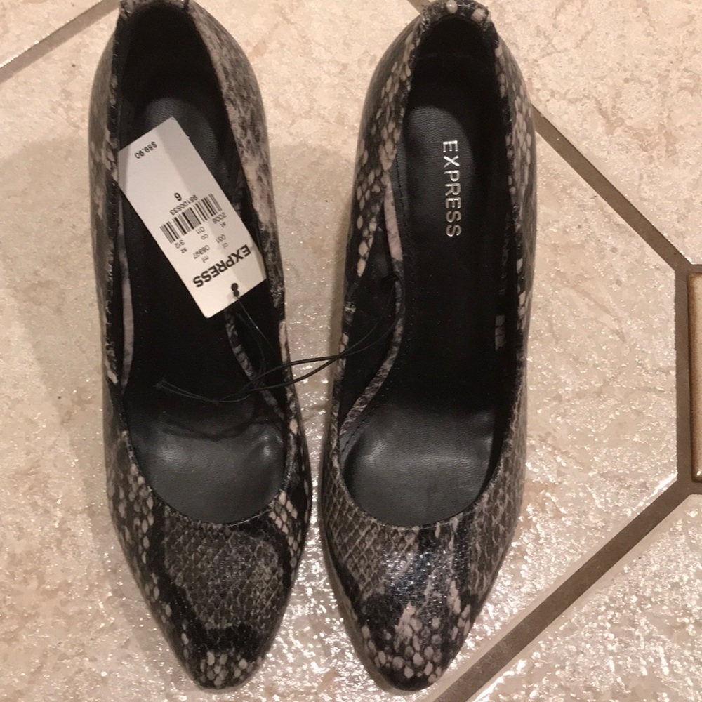 Express shoes