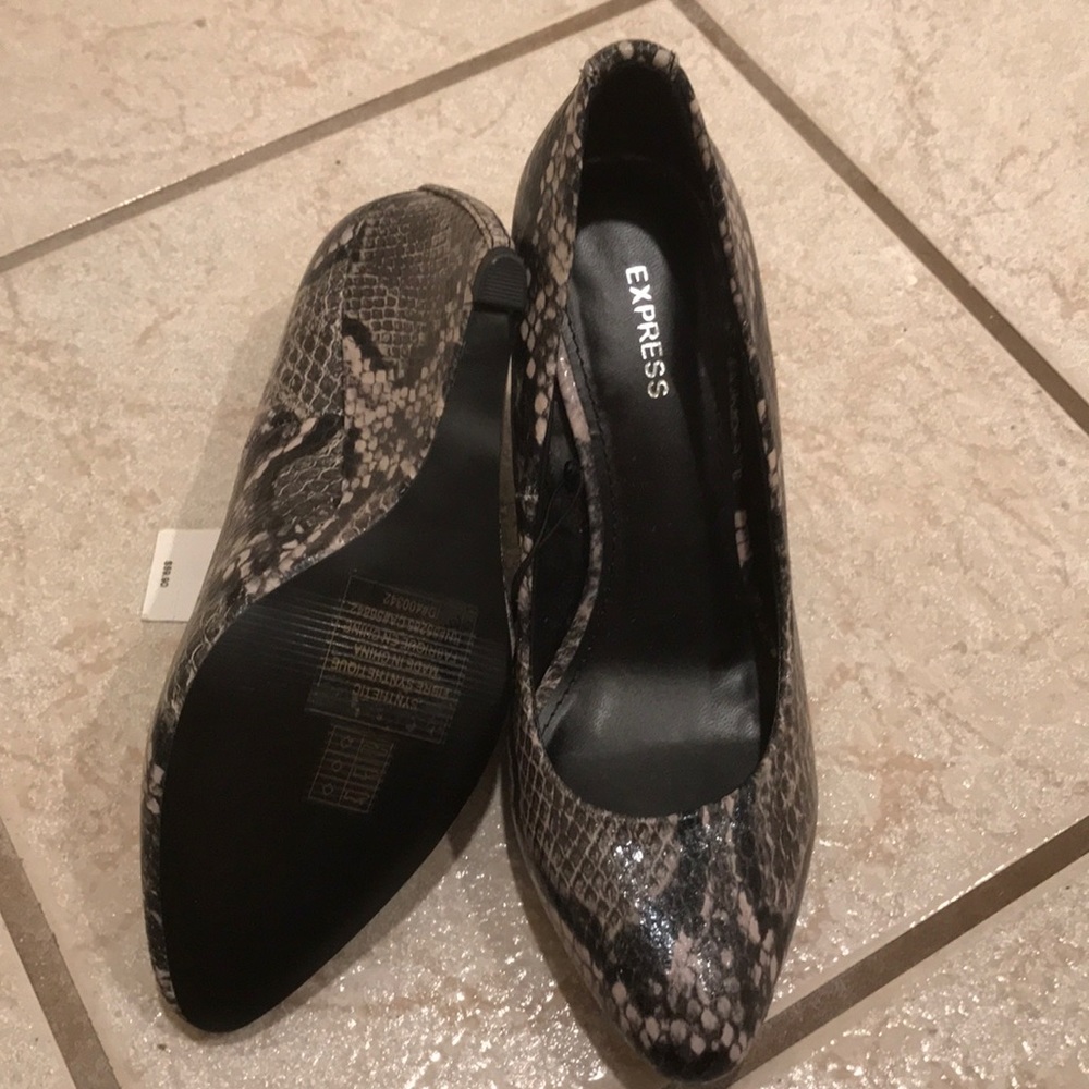 Express shoes - Picture 3 of 3