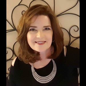 Meet your Posher, Deanne