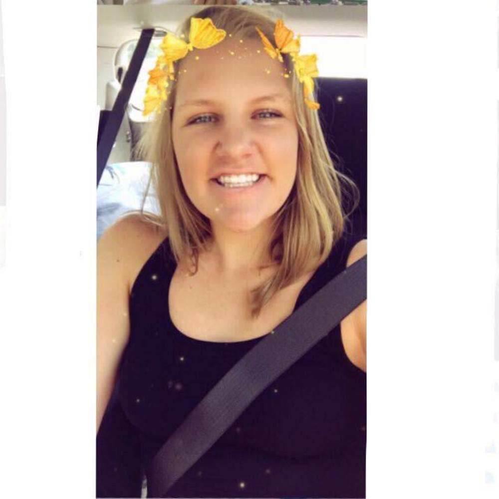 Meet your Posher, Courtney