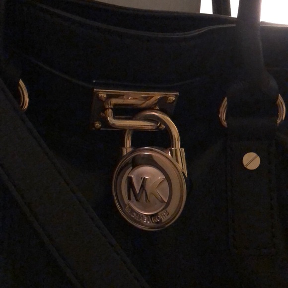 Micheal Kors Hamilton Bag - Picture 2 of 3