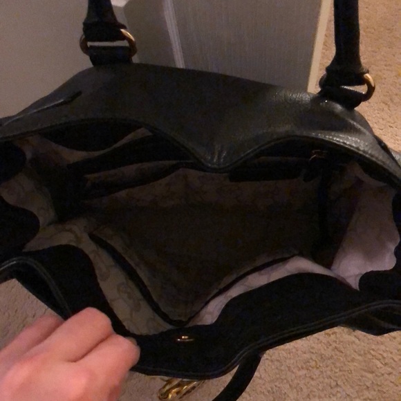 Micheal Kors Hamilton Bag - Picture 3 of 3