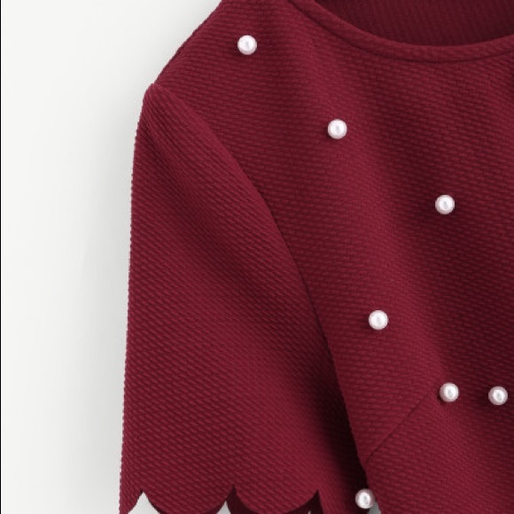 SALE❣️Burgundy❣️Scallop Trim Pearl Embellish Top - Picture 4 of 7