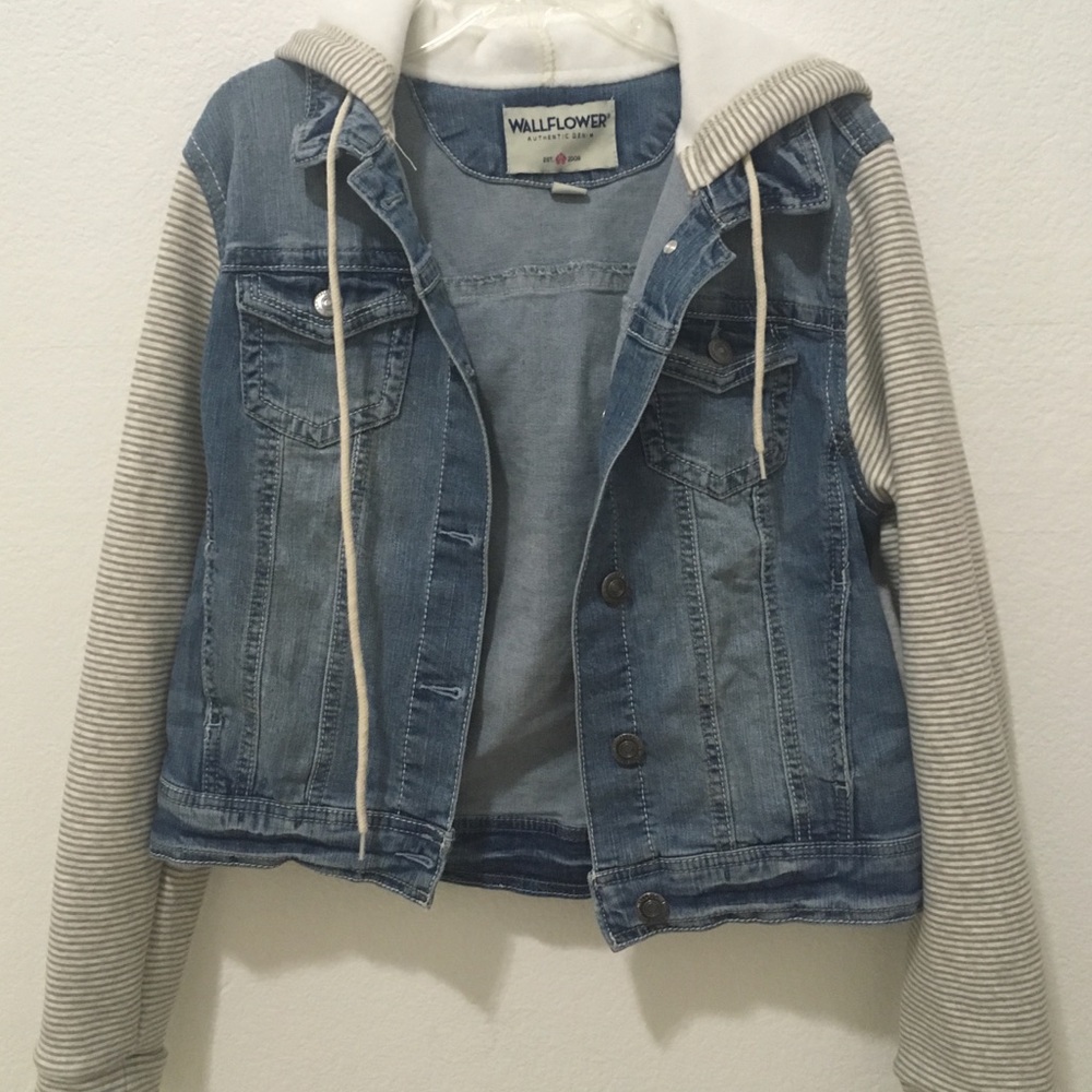 womans denim and striped jacket