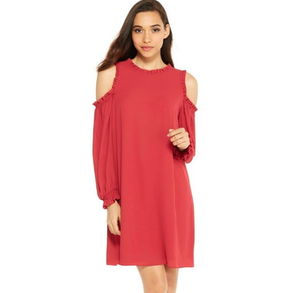 Cold Shoulder Shift Dress - Picture 4 of 7