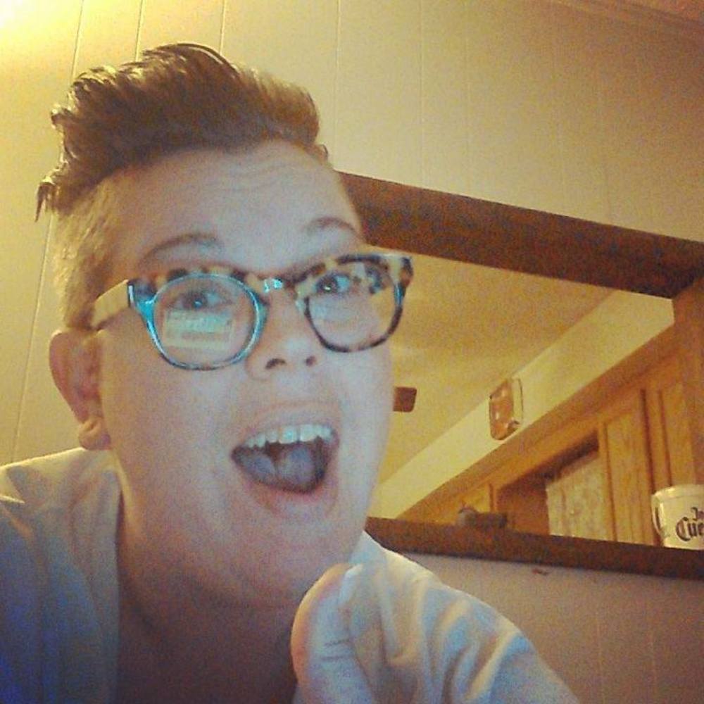 Meet your Posher, Tara