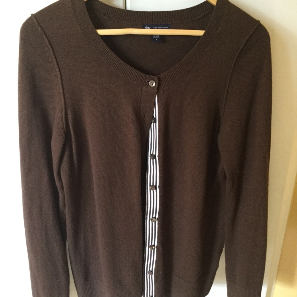Brown Gap Cardigan, size M