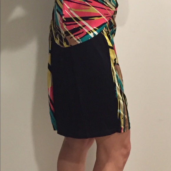 BCBG color-splash dress - Picture 3 of 5