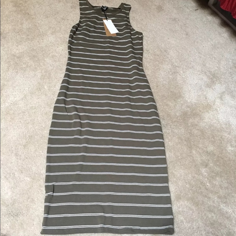 Body fitting dress