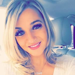 Meet your Posher, Laurene