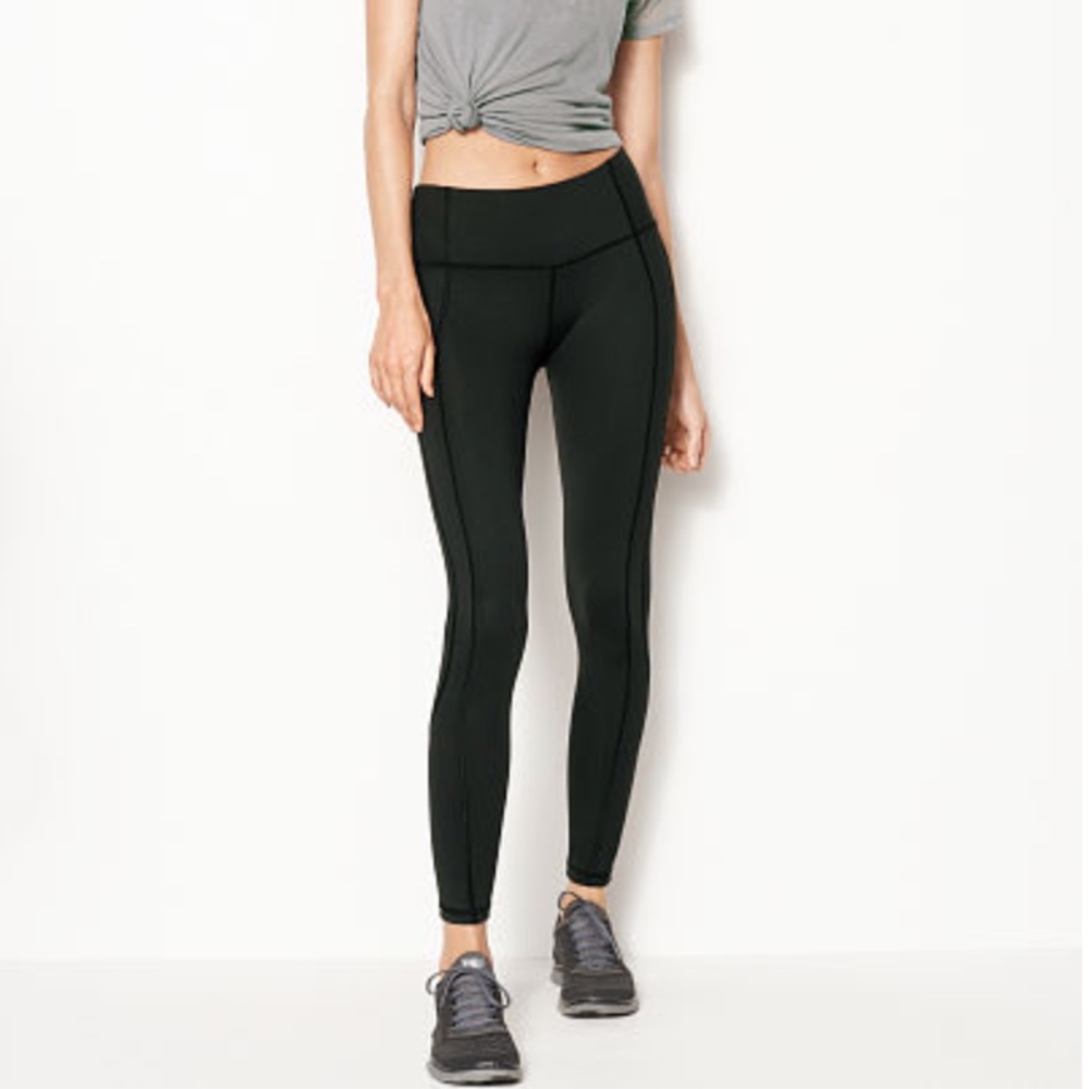 The Knockout by Victoria Sport Pocket Tight