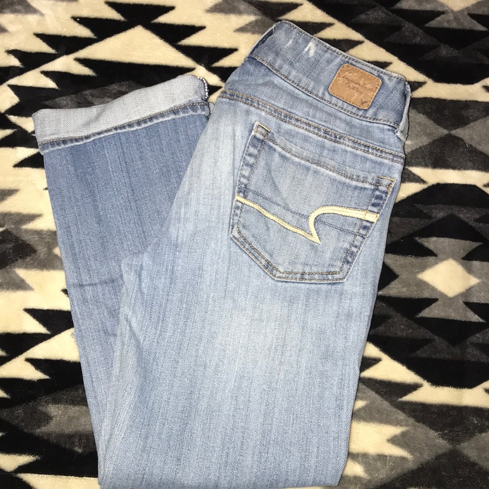 American Eagle ‘Artist’ crop jean