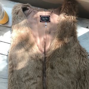 LOVE TREE TAN FAUX FUR VEST