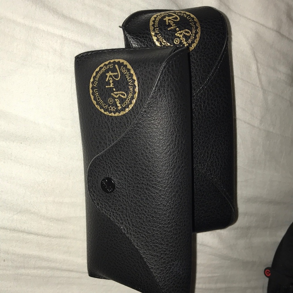 Ray Ban cases