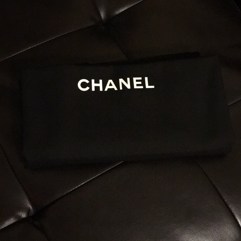 XXL Chanel Dust Bag
