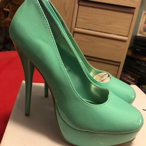 New Charlotte Russe Heels Teal
